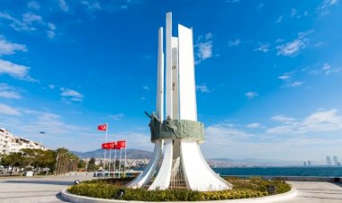 Karşıyaka'da Rant Rüzgarı: Çocuk Parkı Yüksek Katlı Binalara Feda Edildi!