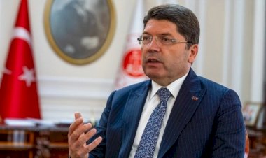 Adalet Bakanı Yılmaz Tunç Bu Tezatları Görmüyor mu?