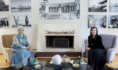 Emine Erdoğan, Arnavutluk'ta Başbakan Eşi Linda Rama ile Bir Araya Geldi