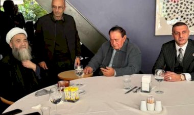 Cübbeli Ahmet’ten Alaattin Çakıcı’ya Ziyaret: Gündeme Dair Bilgi Alışverişi