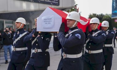Şehit Polis Memuru Ogün Yürümez İçin İstanbul Emniyet Müdürlüğü’nde Hüzünlü Tören