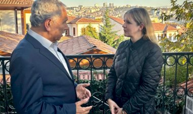 Bülent Arınç'tan Yeni Çözüm Süreci ve Siyaset Gündemine Dair Çarpıcı Açıklamalar