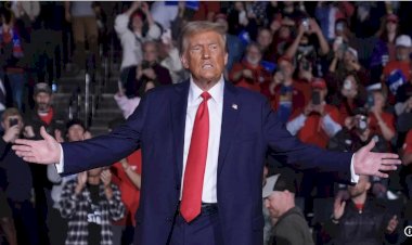 Donald Trump ABD Başkanlık Seçimlerini İkinci Kez Kazandı: ABD Siyasetinde Tarihi Geri Dönüş