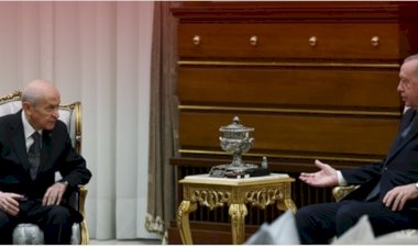 MHP’den Yeni Süreç Mesajı: Bin Yıllık Kardeşlikten Yanaysan, Vakit Tamamdır