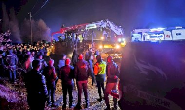 Malatya’da Kazaya Müdahale Eden Polislere Tır Çarptı: 1 Şehit, 1 Yaralı