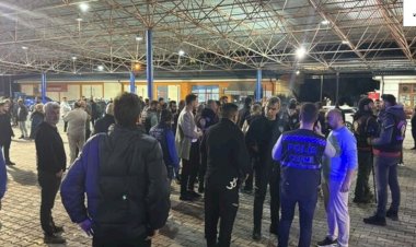 İzmir’de Polislere Silahlı Saldırı: 2’si Ağır 3 Yaralı