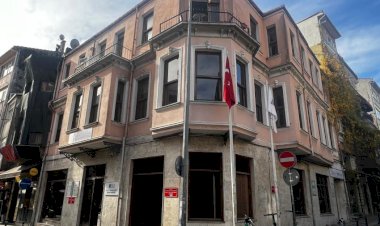 Kadıköy Belediyesi'nden Öncü Adım: Cinsel Sağlık ve Üreme Sağlığı Merkezi Açılıyor
