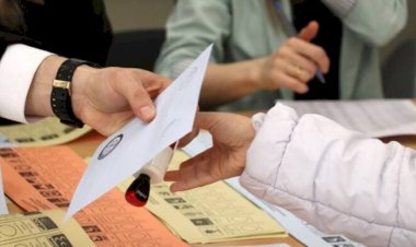 Fehmi Koru’dan Erken Seçim Yorumu: Kararı AK Parti Vermeyecek!