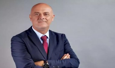 Ümit Özlale CHP’ye Katılıyor: Rozet Töreni Salı Günü