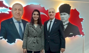 İYİ Parti İzmir Teşkilatı Kurucular Kurulu Üyesi Zafer Partisi’ne Katıldı