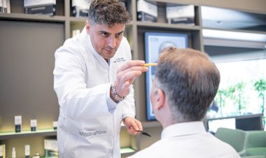 Erkeklerde Saç Dökülmesi Özgüveni ve Psikolojiyi Olumsuz Etkiliyor