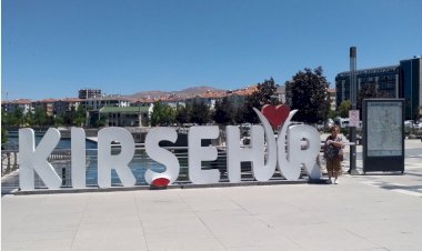 Kırşehir’in Sevilen ve Güvenilen Liderleri: Halkın Güveniyle Öne Çıkan İsimler