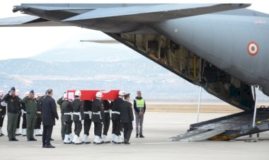 Isparta’da Helikopter Kazasında Şehit Olan Askerler Törenle Memleketlerine Uğurlandı