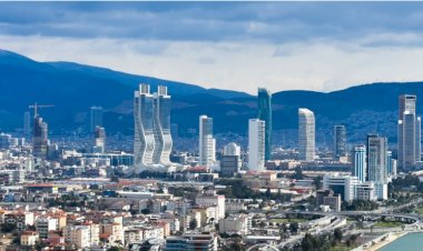 Bayraklı'da Gökdelen İtirazı: Dev Projeler Çevre ve Planlama Kurallarına Aykırı mı?