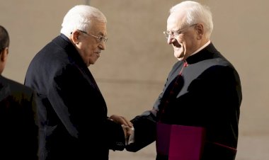 Mahmud Abbas, Papa'yla Görüşmek Üzere Vatikan'da