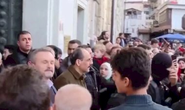 MİT Başkanı Kalın Şam'da: Emevi Camii'nde Namaz Kıldı