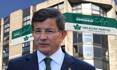 Gelecek Partisi'nin İzmir'deki Hazin Çöküşü: 7,5 Aydır Başkan Yok