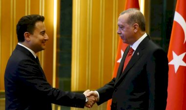 Babacan AK Parti’ye Dönüş İddialarını Reddetti: Ne Değişti ki Geri Dönelim?
