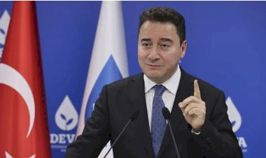 Ali Babacan’a "Kurtlar Sofrası" Eleştirisi ve Destek Klipleriyle Gelen Mesajlar