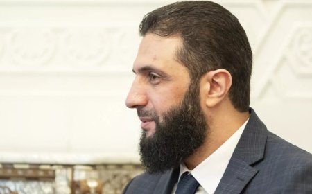 Ahmed Hüseyin eş-Şara, Suriye'de Geçiş Dönemi Lideri Oldu