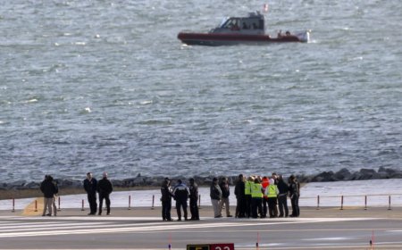 Washington’daki Uçak Kazasında Enkaz Kaldırma Çalışmaları Devam Ediyor
