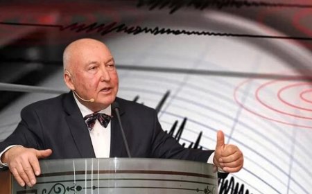 Deprem Fırtınası Sonrası Uzmandan Kritik Uyarı: Santorini Yanardağı Patlamaya Yakın
