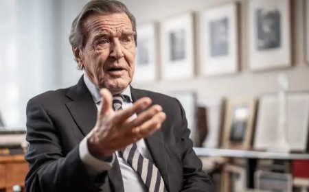 Eski Almanya Başbakanı Gerhard Schröder Tükenmişlik Sendromu Nedeniyle Hastanede
