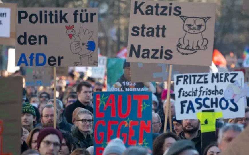 Almanya’da Seçim Öncesi Siyasi Kriz: Merz’in Aşırı Sağ Açılımı Tartışma Yarattı