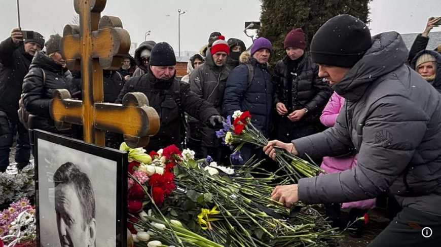 Navalny'nin Ölümünün Birinci Yılında Rus Muhalefeti Hâlâ Dağınık