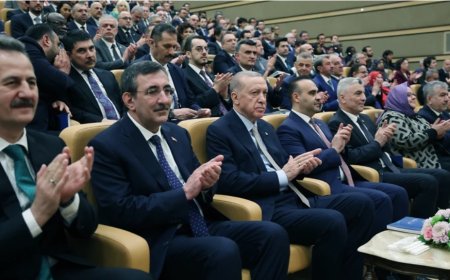 Yargıdaki Çatlak ve AKP İçi Tepkiler