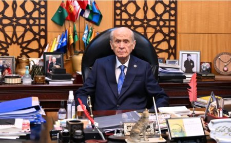 Bahçeli'den Sert Çıkış: PKK Derhal Feshedilmeli, Terörsüz Türkiye Hedefi Zedelenmemeli