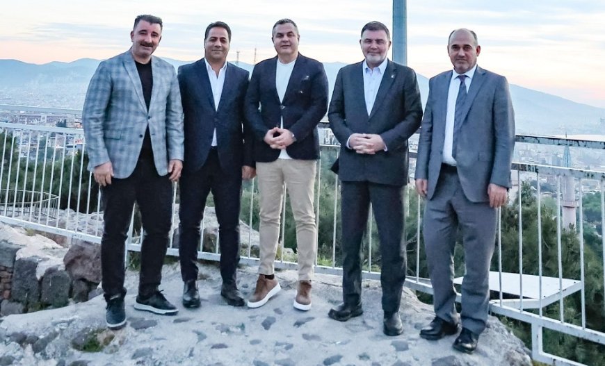 Kadifekale’de zaman durur, İzmir konuşur