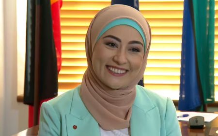 Avustralya’da Skandal: Başörtülü Senatöre Ahlaksız Teklif