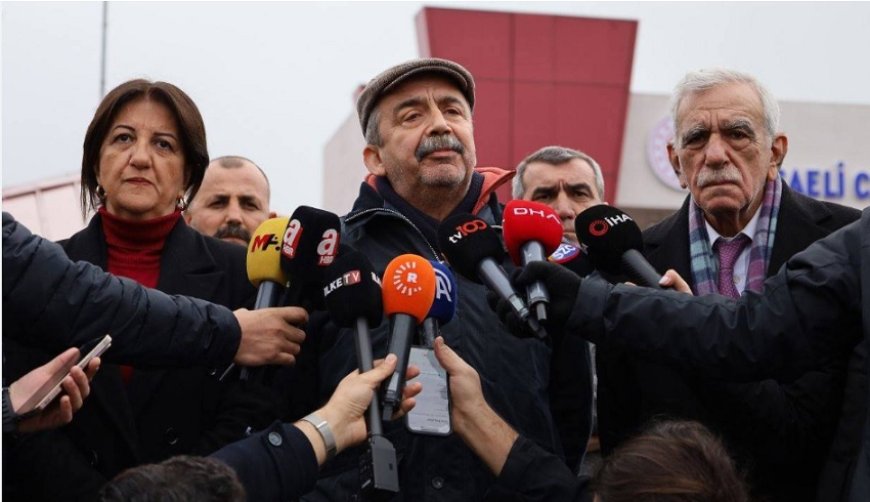 Mümtaz’er Türköne Yazdı: Kürt Sorunu Sona mı Eriyor? Yeni Sistem Tartışmaları