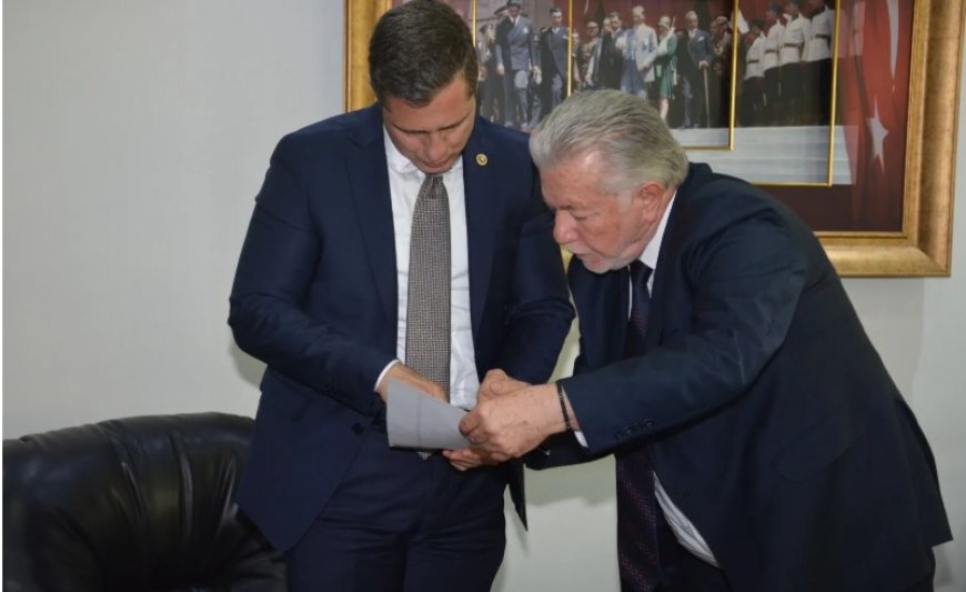 İzmir esnafı Deniz Yücel’in arkasında: Gerçek bir çözüm ortağı