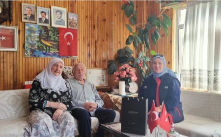 Pendik’te Şehit Ailelerine Bayramda Vefa Ziyareti