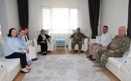 Orgeneral Bayraktaroğlu’ndan Kurban Bayramı’nda Şehit ve Gazi Ailelerine Duygusal Ziyaret