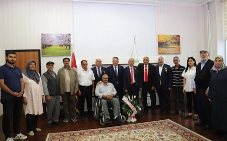 Şehit Ailelerinden Rektör Prof. Dr. Ekrem Gürel’e Anlamlı Ziyaret