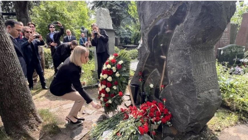 Nâzım Hikmet’in Mirası 62 Yıl Sonra Hâlâ Tartışılıyor