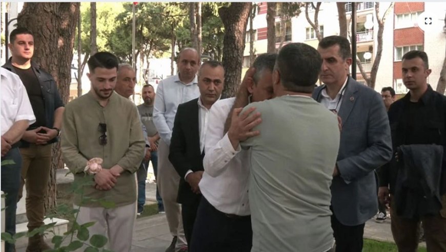 Cenazesinde Protesto Edilmişti, Şehit Babasından Özgür Özel’e Anlamlı Jest