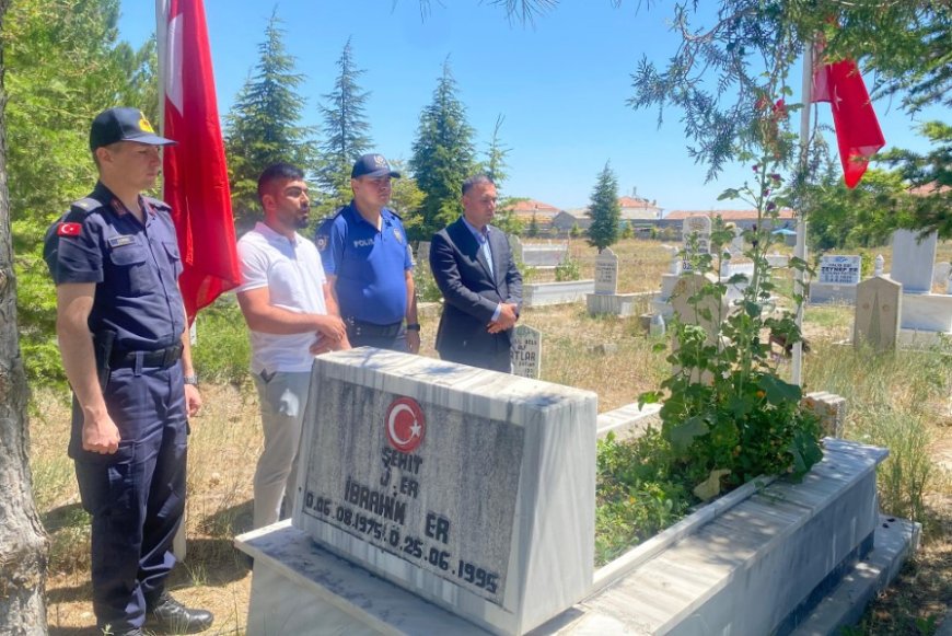 Sultanhanı’nda Şehit Er, Mezarında Dualarla Anıldı