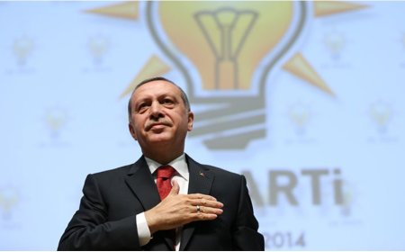 AK Parti'de Siyasi İklim Geriliyor: İktidarın İstikrarı Tehlikede mi?