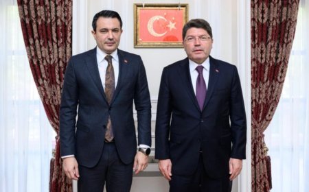 Aydın Siyasetini Karıştıran Ziyaret: Tuncer'den Bakan Tunç'a Çerçioğlu Dosyası mı?