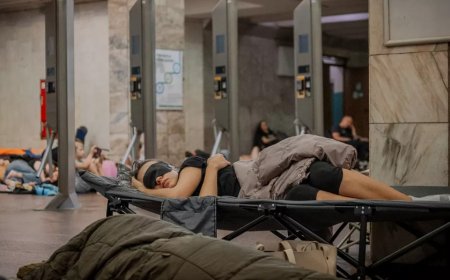 Kiev'e Rus Saldırısı: 8 Yaralı, Hedefte Konutlar ve Altyapı Tesisleri