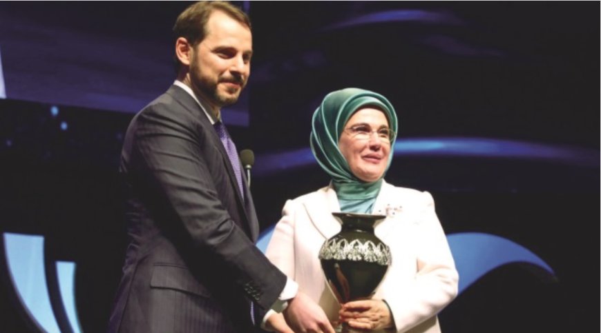 Kim Başbakan Olacak? Emine Erdoğan mı, Berat Albayrak mı?