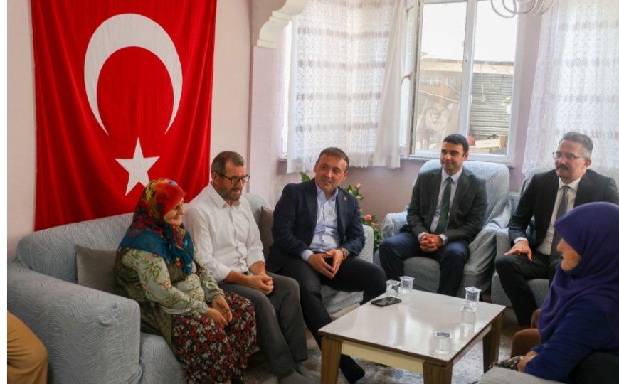 Vali Faik Oktay Sözer’den Şehit Osman Er’in Ailesine Anlamlı Ziyaret