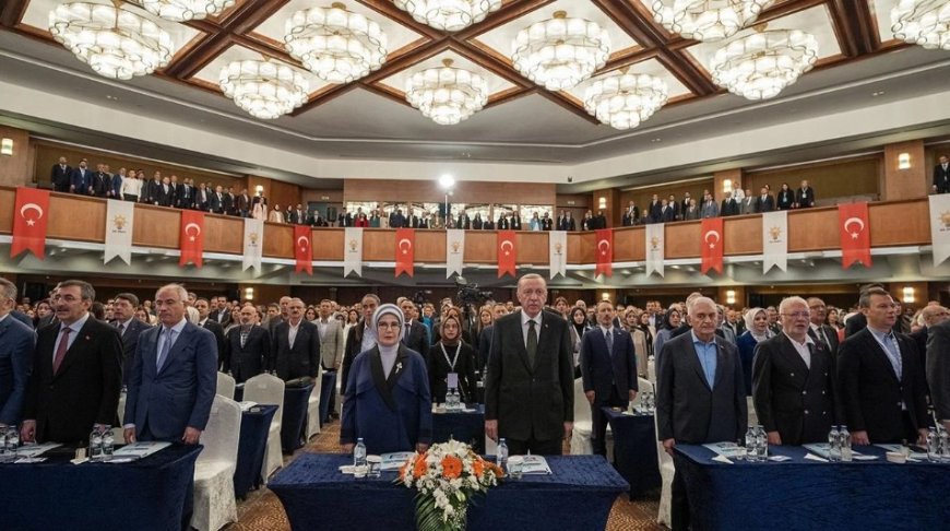 Kızılcahamam Kulislerinde Gerilim: AKP’de En Çok Tepki Medya Sorumlusuna