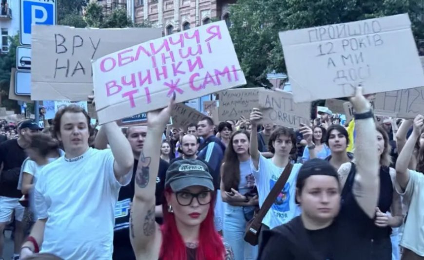 NABU Yasası Sokakları Ateşledi: Ukrayna’da İkinci Gününde Gençlik Ayakta