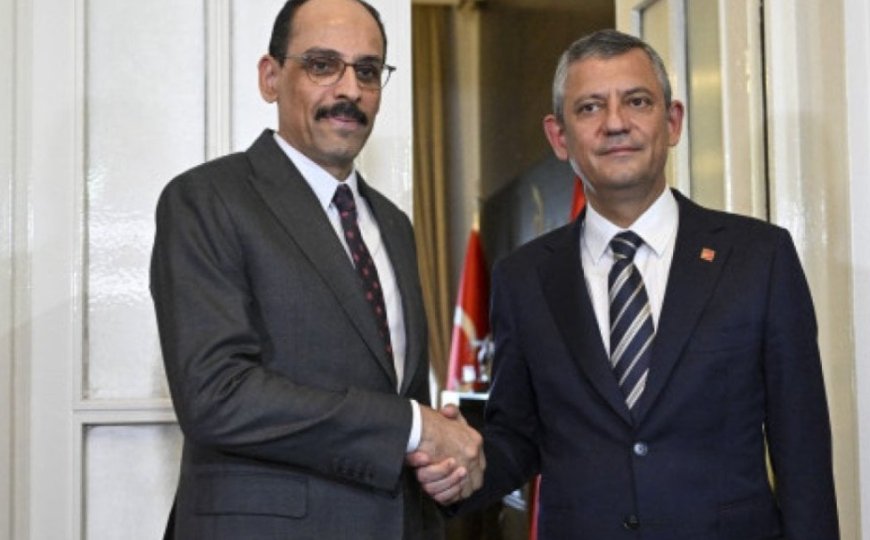 Kalın and CHP Leader Özel Meet in Parliament Ahead of 'Terror-Free Turkey' Commission