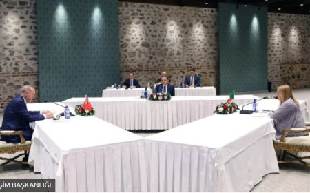 Üçlü Zirve Roma’da Gündem Oldu: Türkiye'nin Libya’daki Rolü İtalya’da Geniş Yankı Uyandırdı